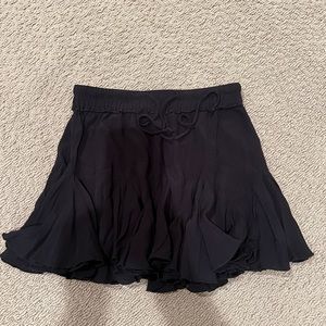 Black skirt, size M